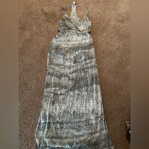Elegant Gray and White Maxi Dress